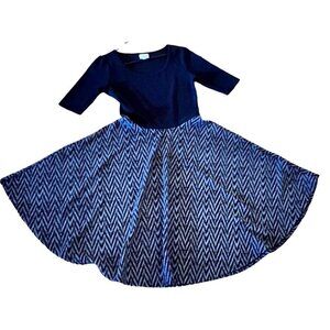 LulaRoe Black and Grey Knee Length Dress